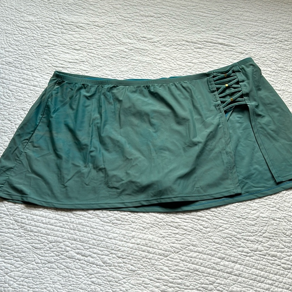 Host Pick! Swim skirt